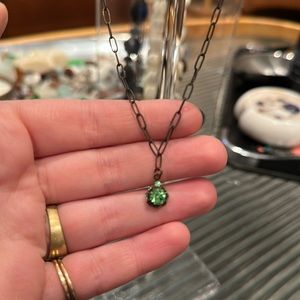 delicate peridot flower necklace 💚